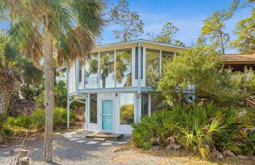 Sunset Breeze Marsh View Treehouse Retreat - Foto 1