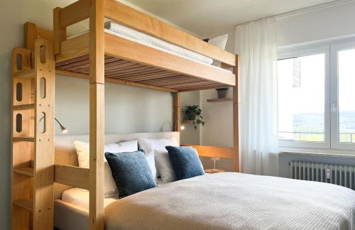 Panoramablick mit Schwimmbad und Sauna - Foto 5