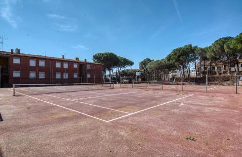 Apartment with Pool and Tennis - Foto 14