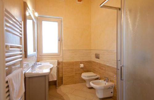 Garda Hill Boutique Apartments with Panoramic Pools e Agriturismo - Foto 28