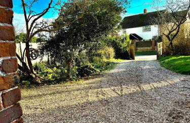 Beehive Cottage - Photo 42