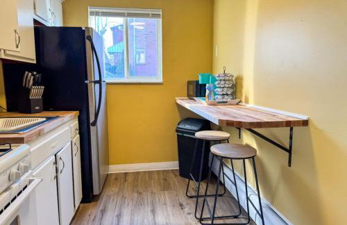 Sleeps 4 Charming 1 Bedroom with 2 Beds plus WIFI - Foto 4