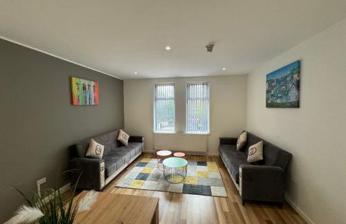 MK Apartments, Chorlton, Manchester Car Park - Foto 1