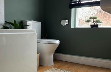 Townhouse in trendy suburb of Hoole - Photo 24