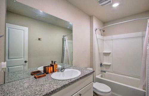 San Antonio Home with Backyard about 10 Mi to Dtwn! - Foto 17