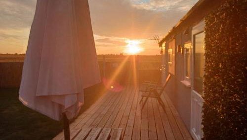 The Sunset "with private Hot tub" - Foto 1