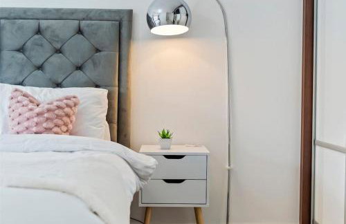 Luxury Modern House - 8 mins to NEC, Airport - Foto 9