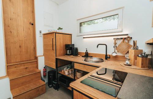 Modernes Tinyhouse Trailer Cabins am Waldrand - mit Seezugang - Foto 3