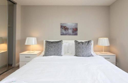 Skyline Palms 1-Bedroom with Roof-Top Pool - Foto 18