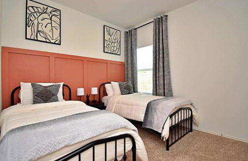 Long-term Stays Family-friendly Communal Pool! - Foto 13