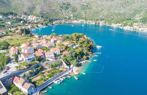 Villa Dolores Apartments - Photo 92