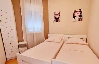 Apartment Iva - Photo 2