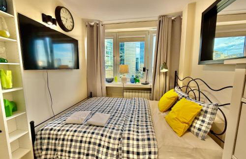 GREEN 5 AC Rondo ONZ metro WiFi 80'TV OLED Netflix HBO AppleTV Disney - Foto 30