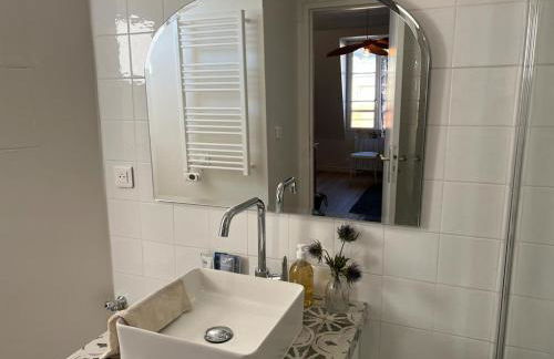 So Paris Group - Fully Serviced Apartment - Jardin des Plantes - Heart of Paris - Foto 16