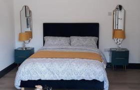 The Ludlow Room, Old School Lane - Photo 3