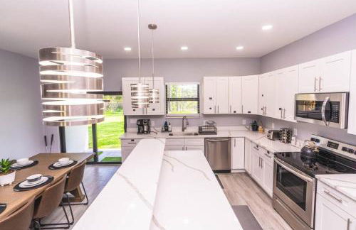 2023 Built! FineArt, Putt-Putt, Hammock, Backyard, Pet and Kid friendly - Photo 43