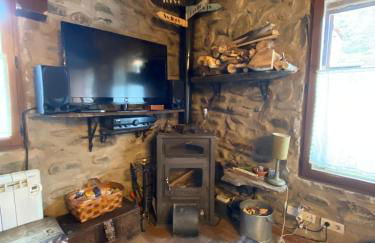 Zaldierna al sol, aldea del siglo XVIII Ezcaray - Photo 14