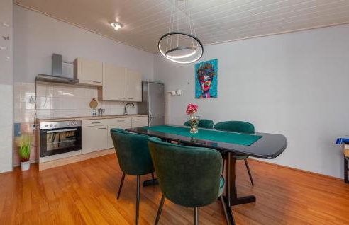 Amazing Apartment In Stara Vas - Photo 4