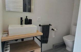 Topdown Apartments - Photo 35