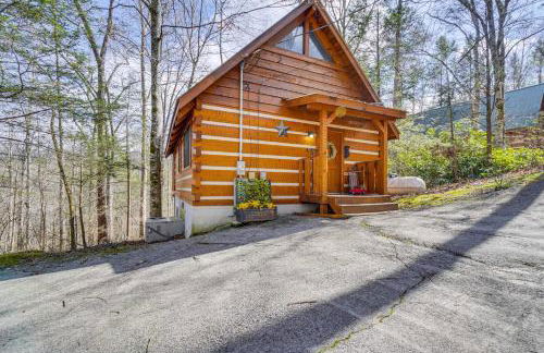 Honey Bear Pause Rural Escape with Porch and Hot Tub! - Foto 23