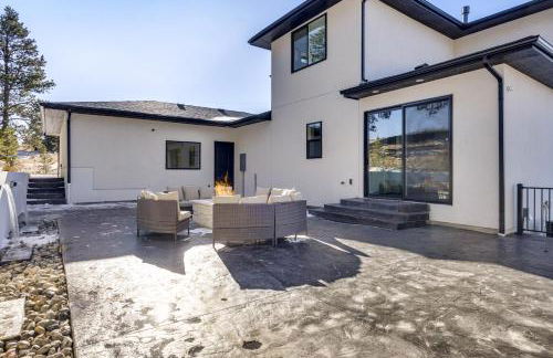 Group Getaway in Monument! High-End Home with Views - Foto 41