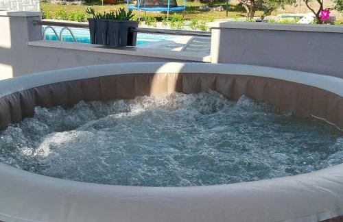 Holiday House M&A&K with swimming pool - Foto 11