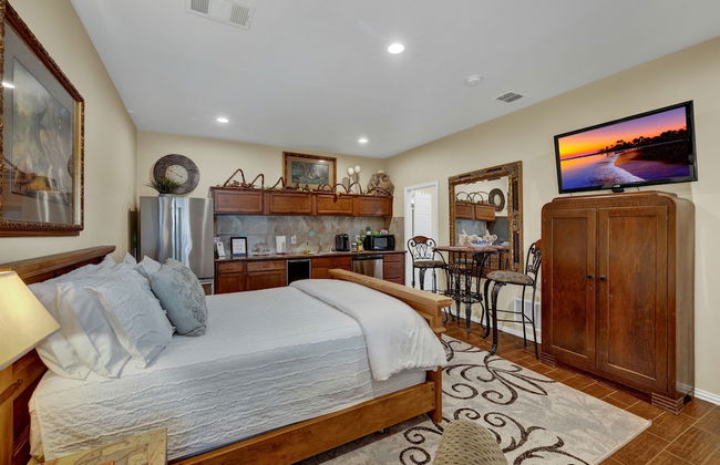 The Elizabeth Haus Lower - Photo 2