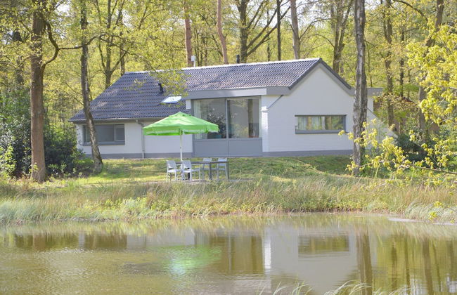 Alluring Holiday Home in Limburg near Forest - Photo 30