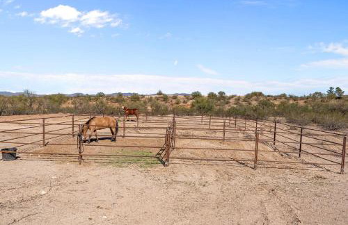 Wickenburg Ranch House Retreat and Horse Friendly - Photo 33