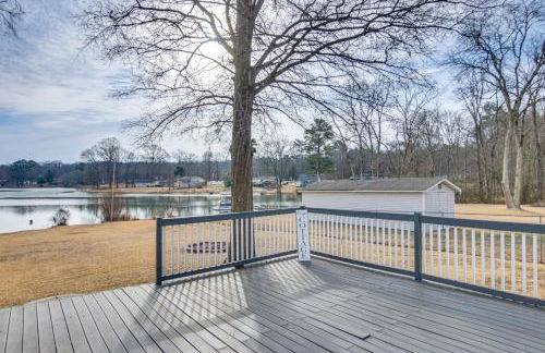 Bring Your Pup! Waterfront Cedar Pines Getaway - Foto 4