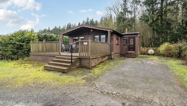 4 Bed House - Sleeps 9 - Hottub - Parking - Foto 2, Imagen principal