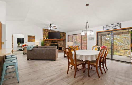 Enchanted Woods Hideaway - Foto 8