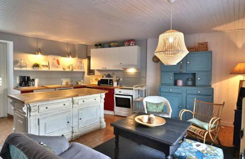 Maison ensoleillée proche plages à 200m - FR-1-813-22 - Photo 1