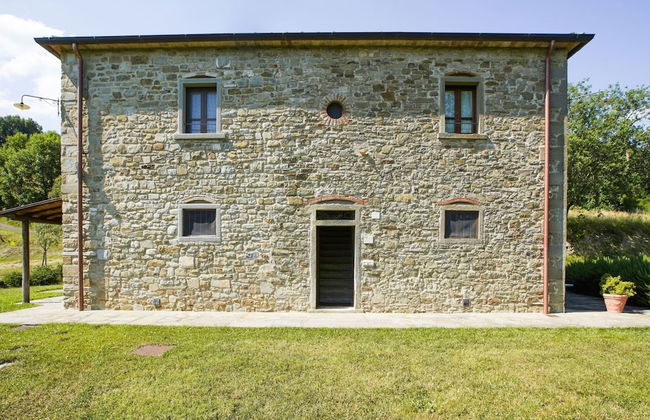Farmhouse in Tuscany Near Anghiari - Photo 35