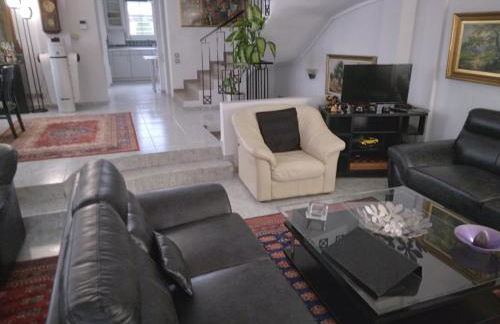 Villa in Panorama, Thessaloniki, with a swimming pool. Host: Mr. George - Foto 12