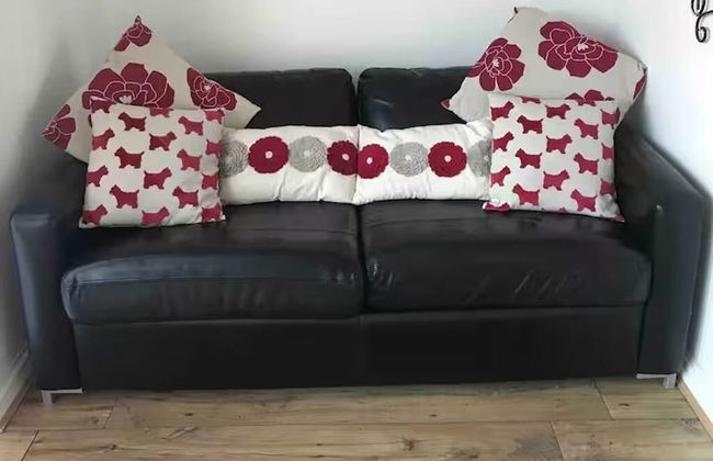 Hertford - Sleeps 2 - 92 Walking Score - Garden - Foto 10