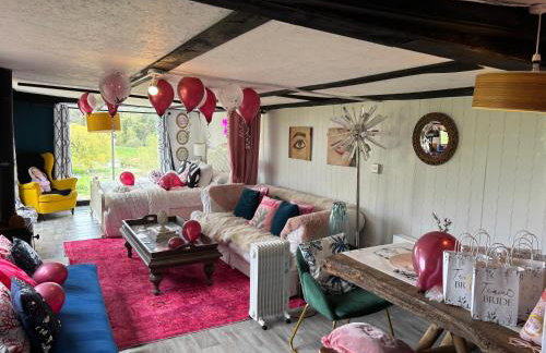 Outlook farm cabin firepit - Photo 2