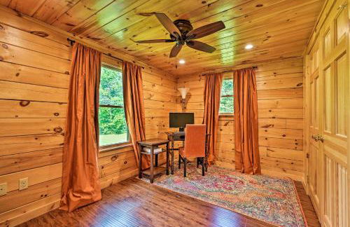 Private Chester Home with Deck, Mins to Skiing! - Photo 14