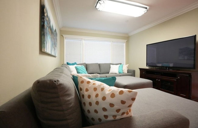 Large Family Pool Home 2.5 Miles To Disney w/3 King Beds!!! - Foto 31