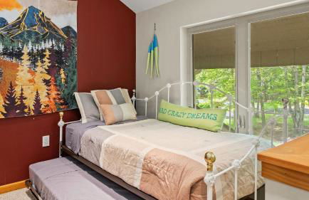 Mountain Hideout by Avantstay Game Room + Deck - Foto 80