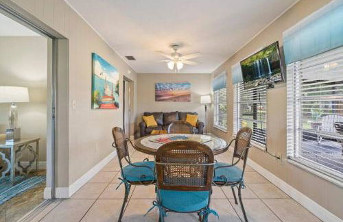 Sunny Cottage with lanai and garage, only 4 miles from Siesta Key - Foto 68