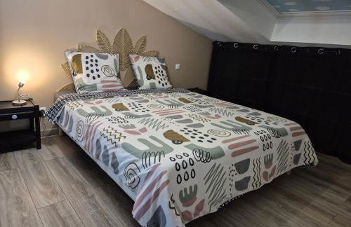 PLAIN PIED, avec mezzanine et espace extérieur 10min Puy du F - Foto 22