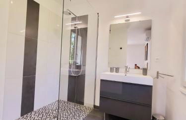 La Villa aux Cyprès bleu - Photo 10