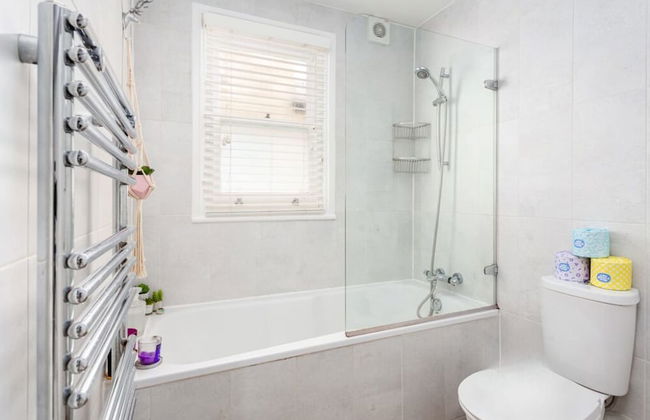 Chic 3BD Maisonette W/roof Terrace - Wandsworth! - Foto 10