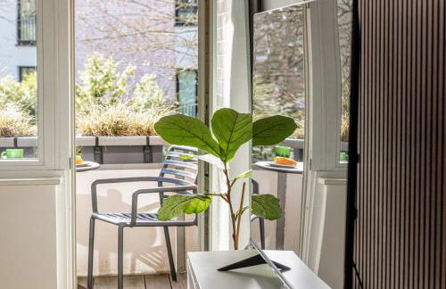 have-a-nice-Stay - nahe Bahnhof - 20 Minuten nach Hamburg - trotzdem ruhig gelegen - 6 Minuten zu Fuß ins Zentrum Ahrensburg - modern eingerichtet - Foto 14