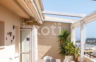 Terraza y Piscina - Koti Rentals - Ático Margarita - Foto 2