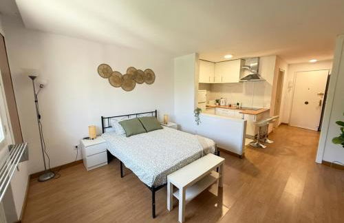 Precioso estudio en Bernabeu Plaza Castilla - Foto 7