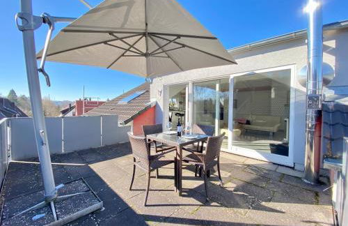 4 Zimmer Apartment, 125 qm, ruhig und zentrumsnah, max 5 Pers, Dachterasse, Garage, 1000 MBit - Foto 2