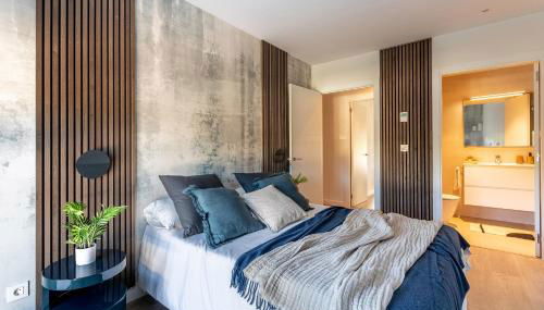 AkomodaT en Precioso y Moderno con Jardín y Parking - Foto 5, wardrobe