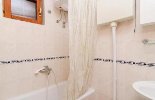 Guest House Sobra 38 - Studio with Balcony and Sea View - Foto 23